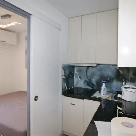 شقة Sol-y-days Cyprianes Moderne Avec Piscine *