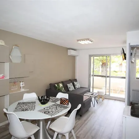 Sol-y-days Cyprianes Moderne Avec Piscine شقة *