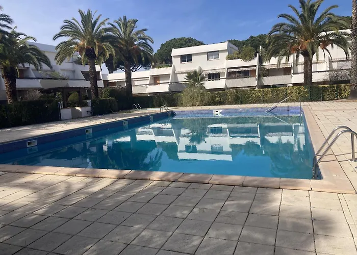 Sol-y-days Cyprianes Moderne Avec Piscine *